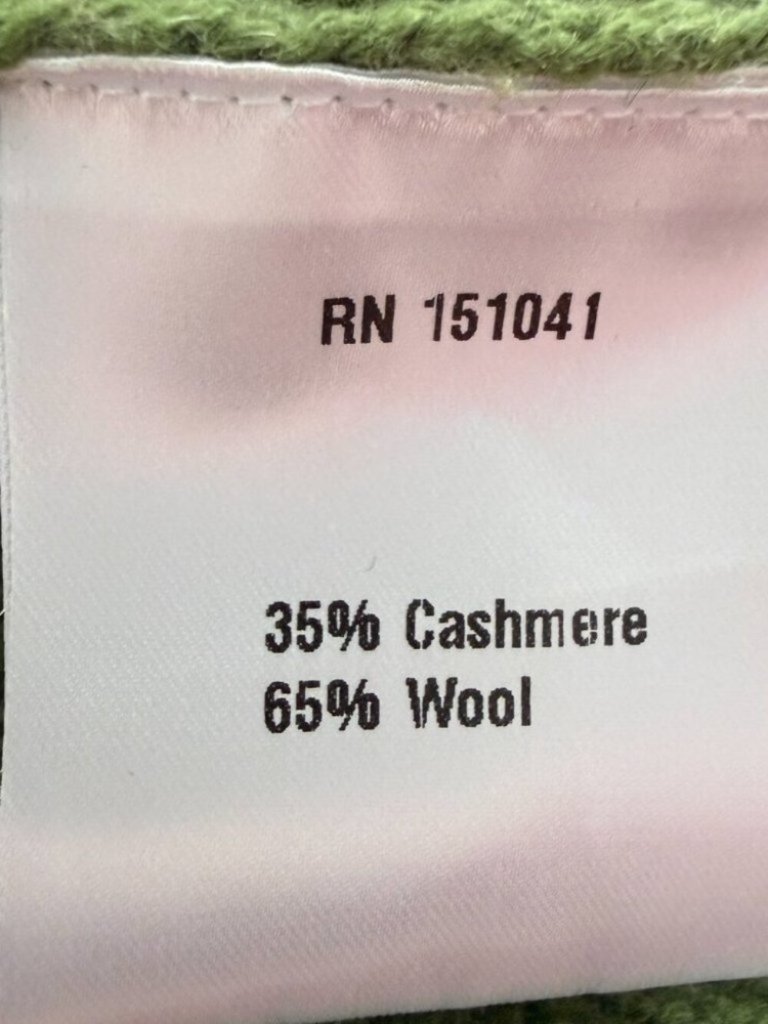 Few Moda Margie Cashmere Sweater Similar To The Row Ophelia Clover — image 8 of 8